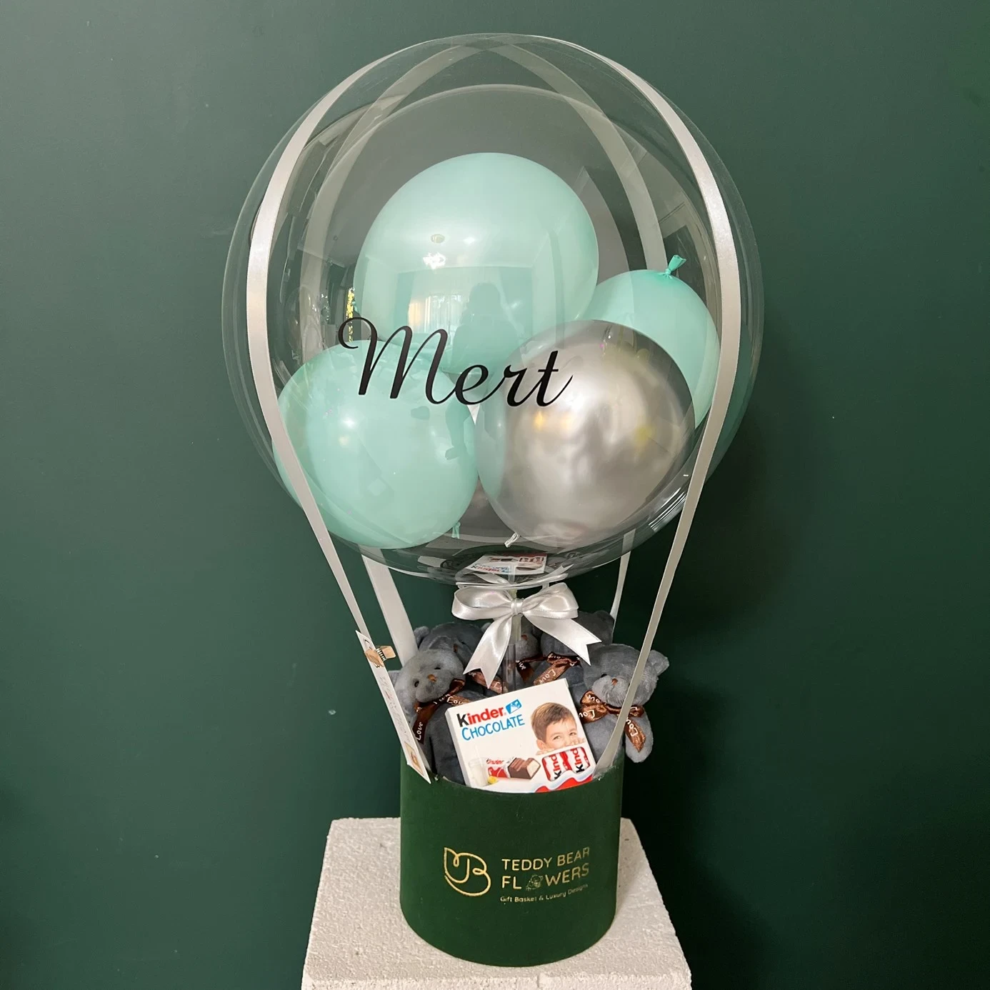 Kişiselleştirilebilir Yeşil Kadife Balon Kutusu
