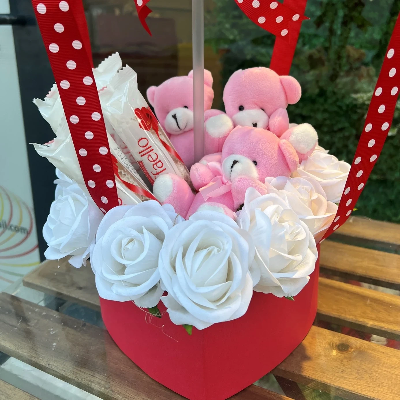 Red Heart & Chocolate Ballon Box