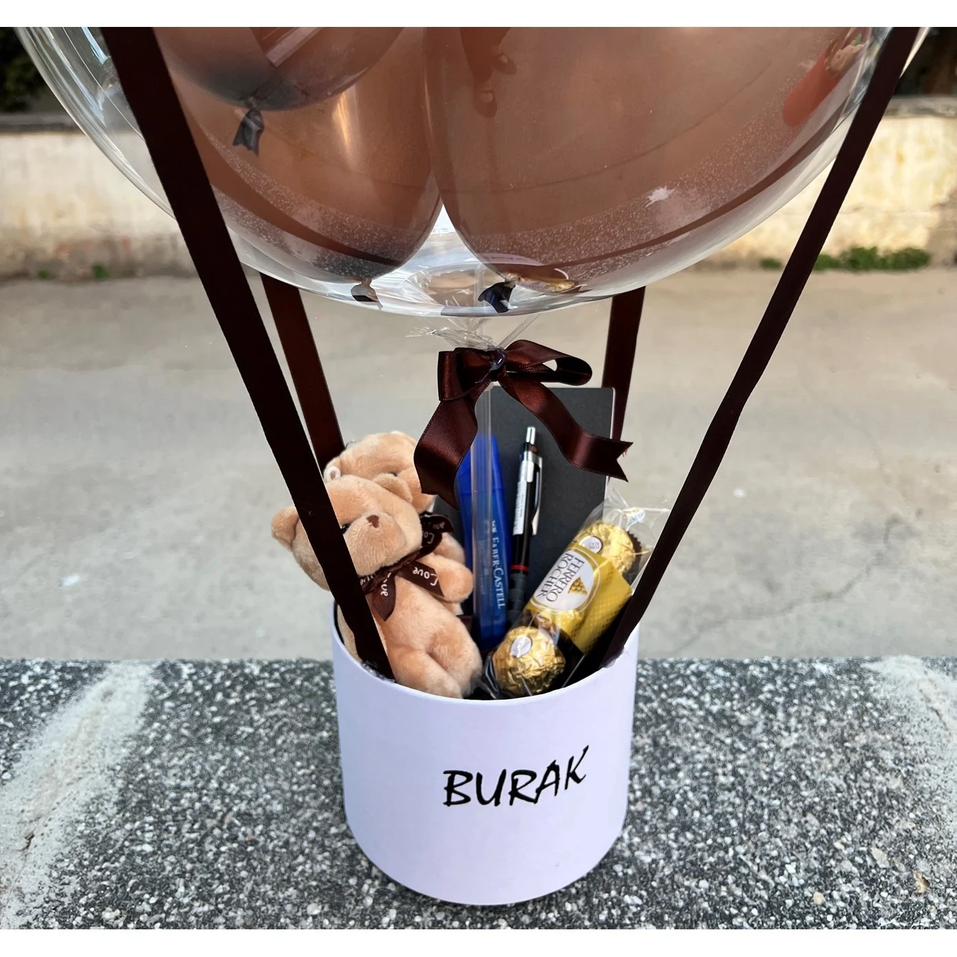 Kahverengi Okula Dönüş Balon Kutusu