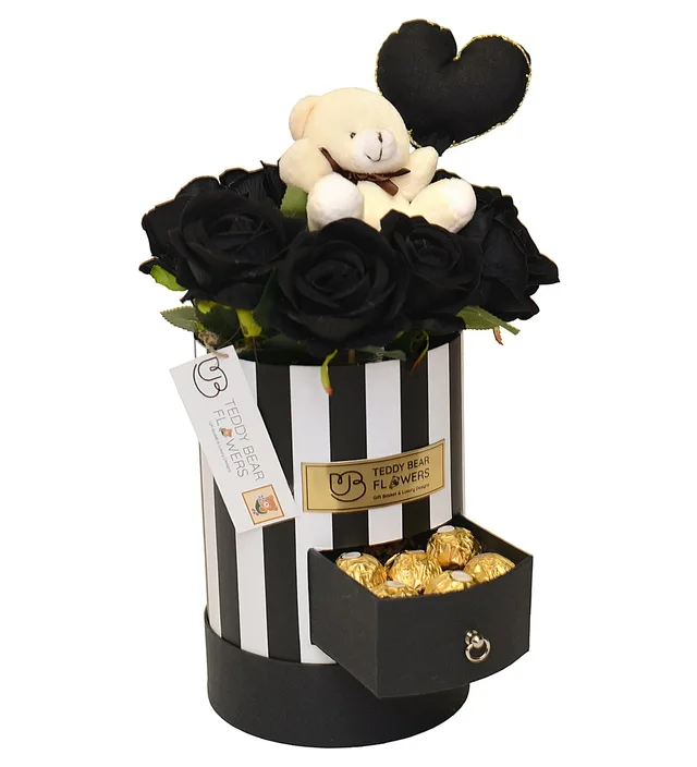 Premium Çizgili Kutuda Siyah Gül, Kalp Yastık, Ayıcık, Ferrero Rocher