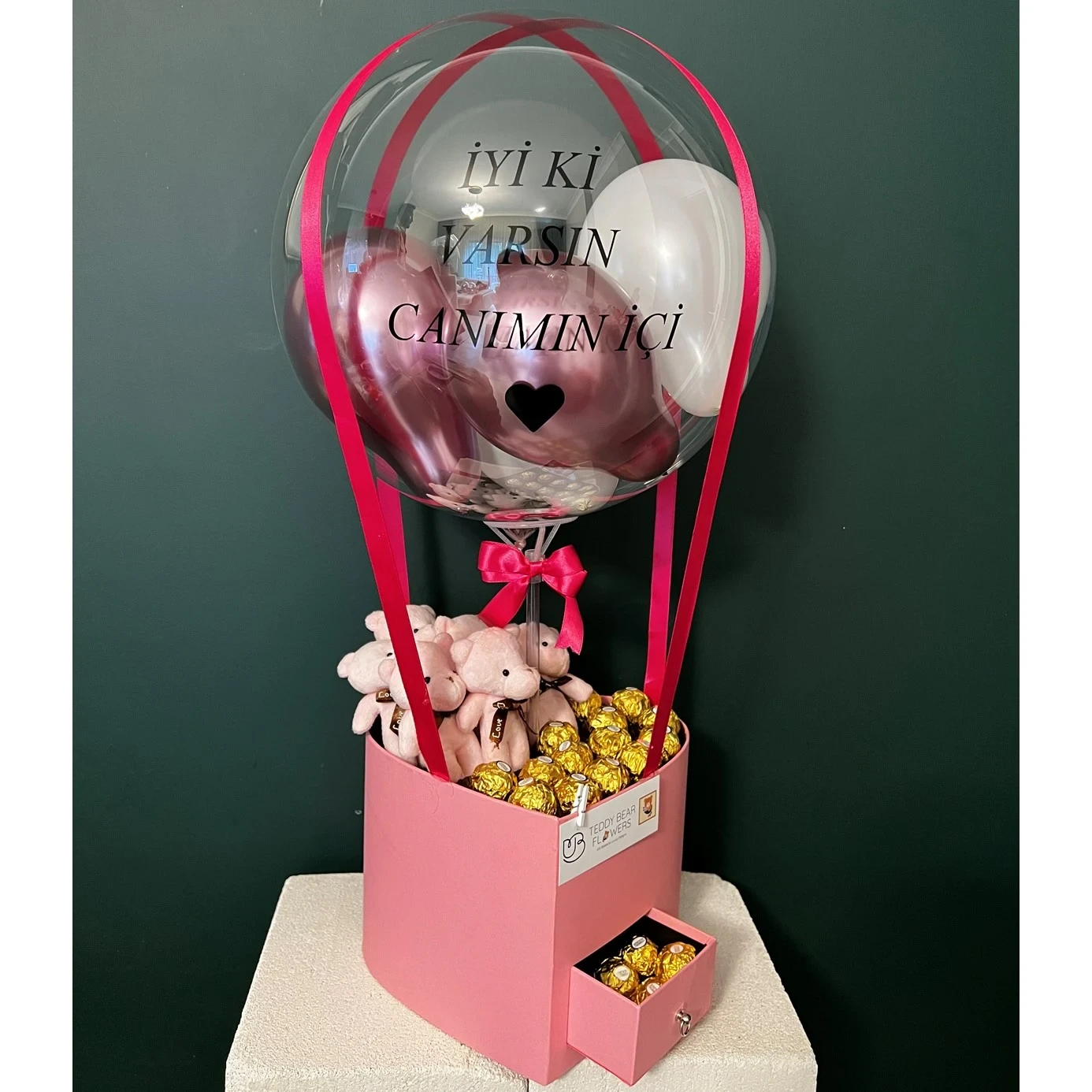Kalpli Balon Kutusu Pembe Tonlar | Kişiselleştirilebilir Öğretmen Tasarımı